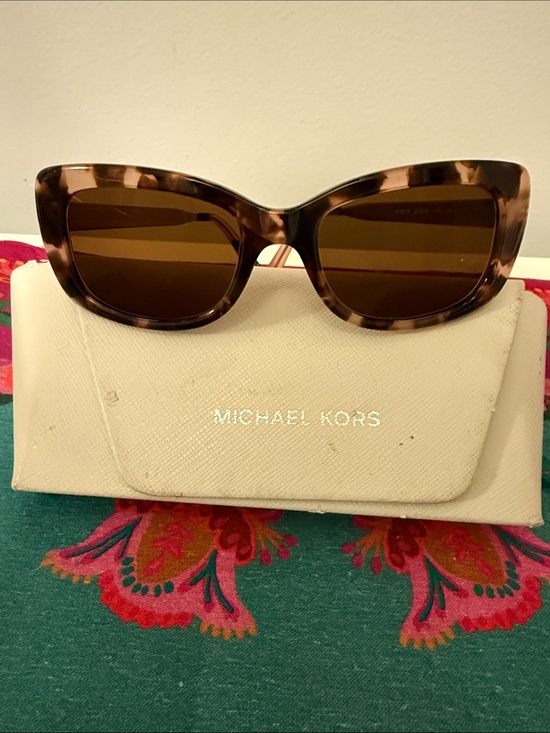Michael Kors Accessories - Michael Kors Tortoiseshell Cat-Eye Sunglasses — Brown Lenses